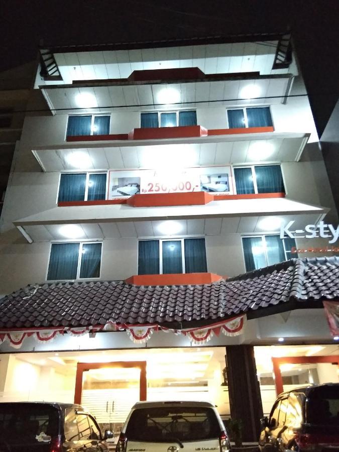K-Style Eco Hotel Jakarta Jacarta Exterior foto